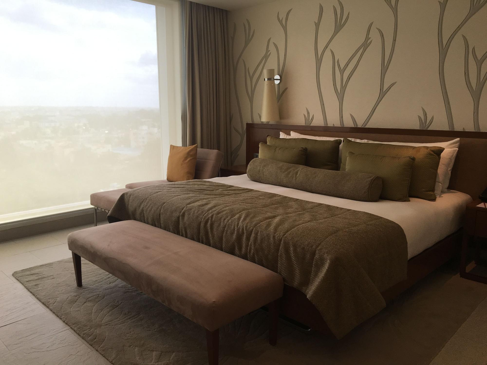 Hotel Taj Yeshwantpur Bengaluru Exteriér fotografie A bedroom at the hotel