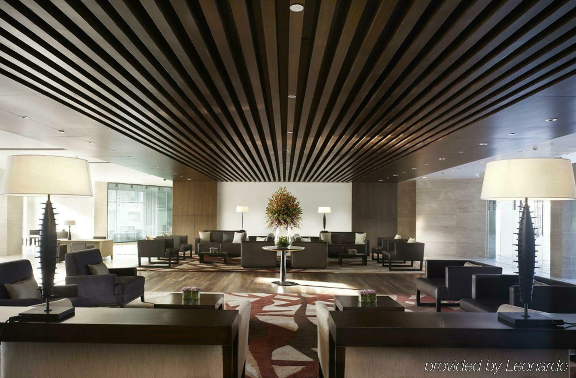 Hotel Taj Yeshwantpur Bengaluru Interiér fotografie The lobby of the hotel