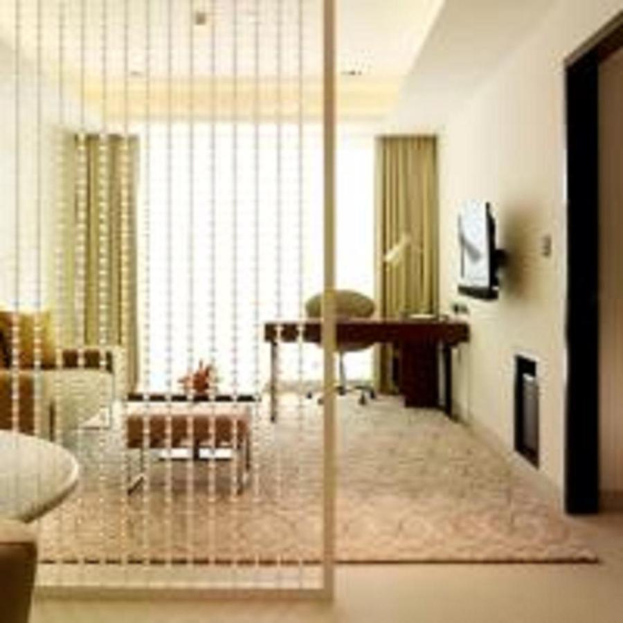 Hotel Taj Yeshwantpur Bengaluru Exteriér fotografie A room at the hotel